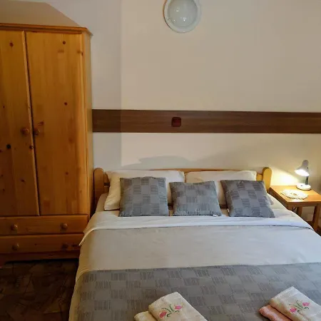 Apartma Kramar Podkoren