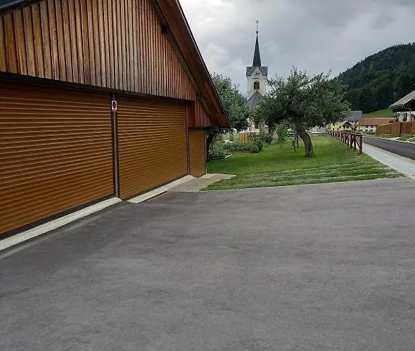 アパート Apartma Kramar Podkoren *